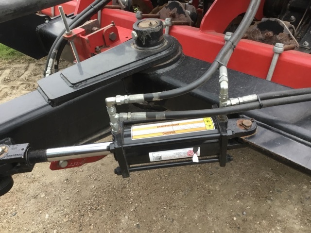 2018 Amity 2700 Beet Equipment