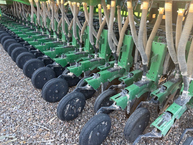 2014 Great Plains 3S-4010HD Drill