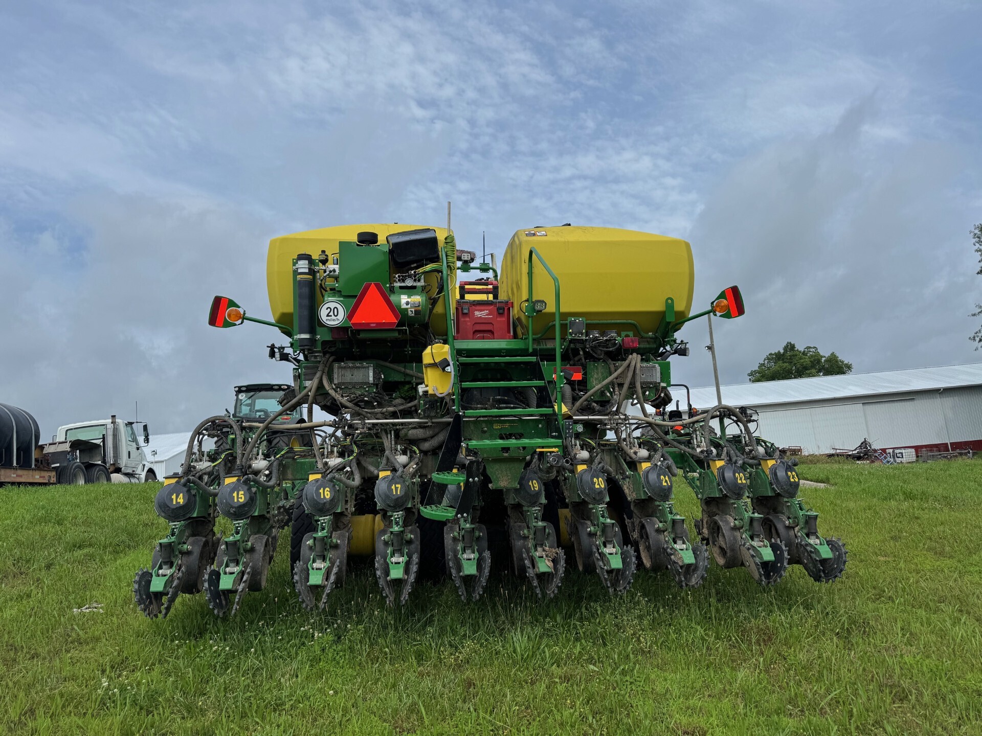 2023 John Deere DB60 Planter