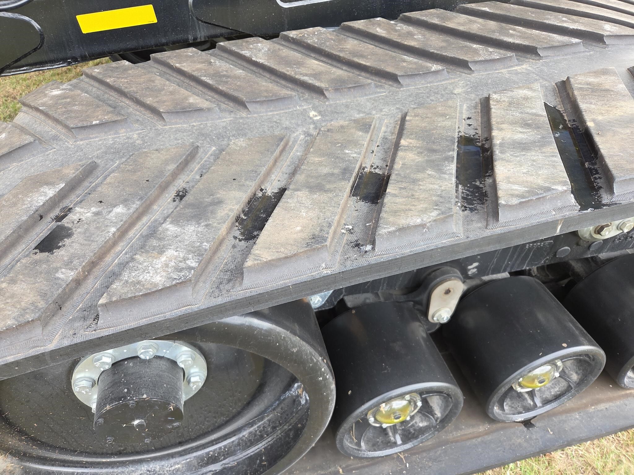 2024 Kinze 1051 Grain Cart