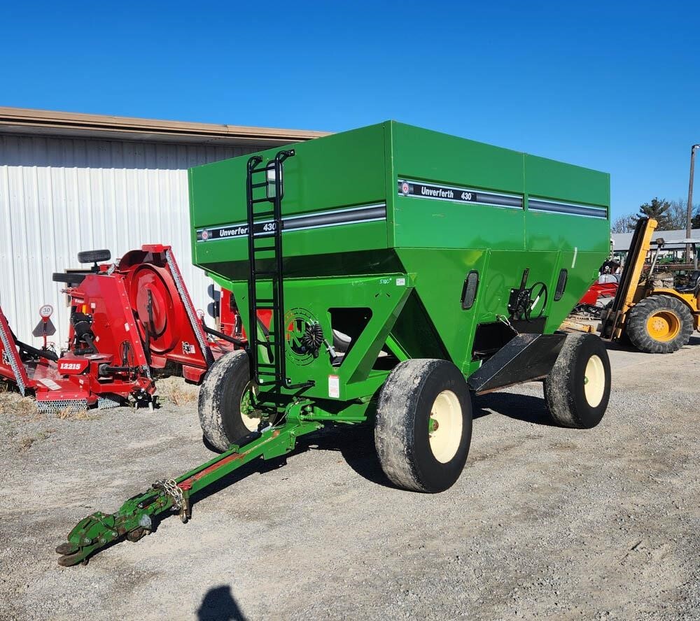  Unverferth 430 Gravity Wagon