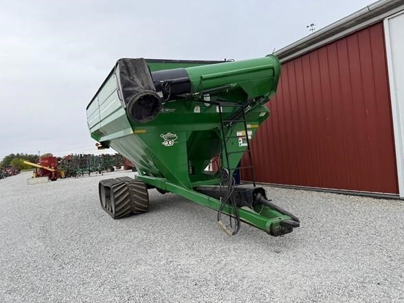  J&M 1151-22S Grain Cart