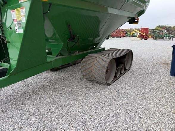  J&M 1151-22S Grain Cart