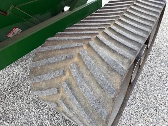  J&M 1151-22S Grain Cart