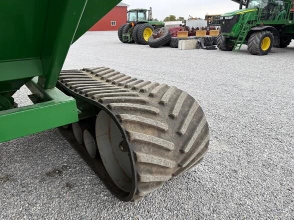  J&M 1151-22S Grain Cart
