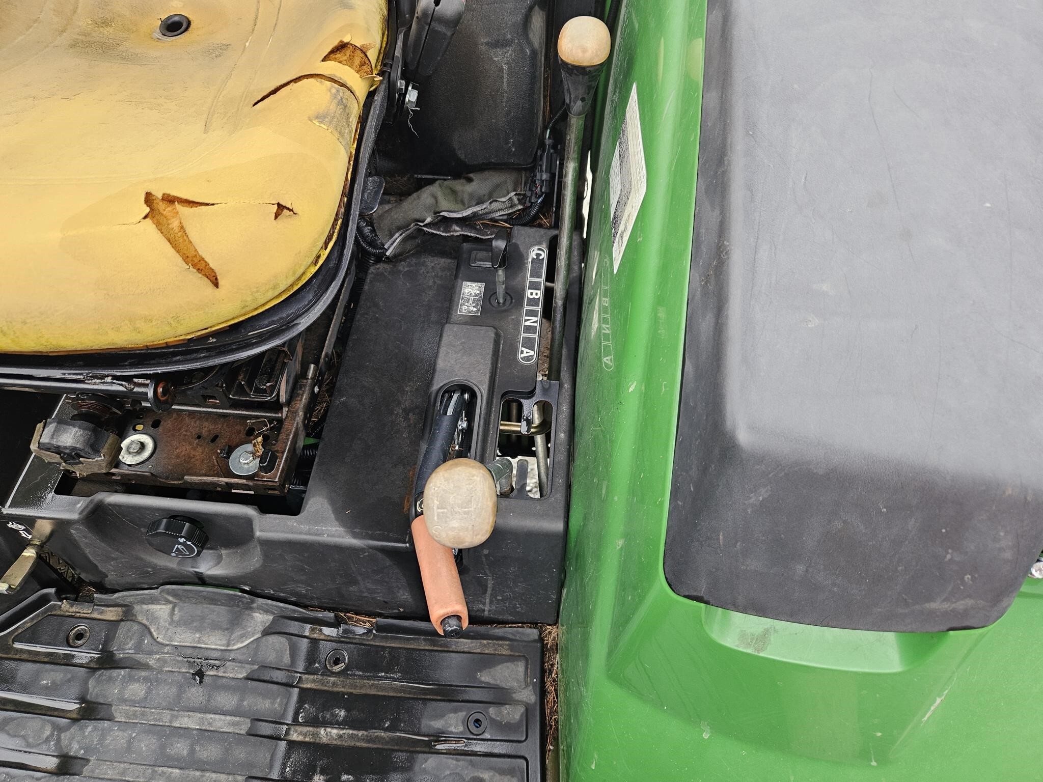 2015 John Deere 4044R Tractor