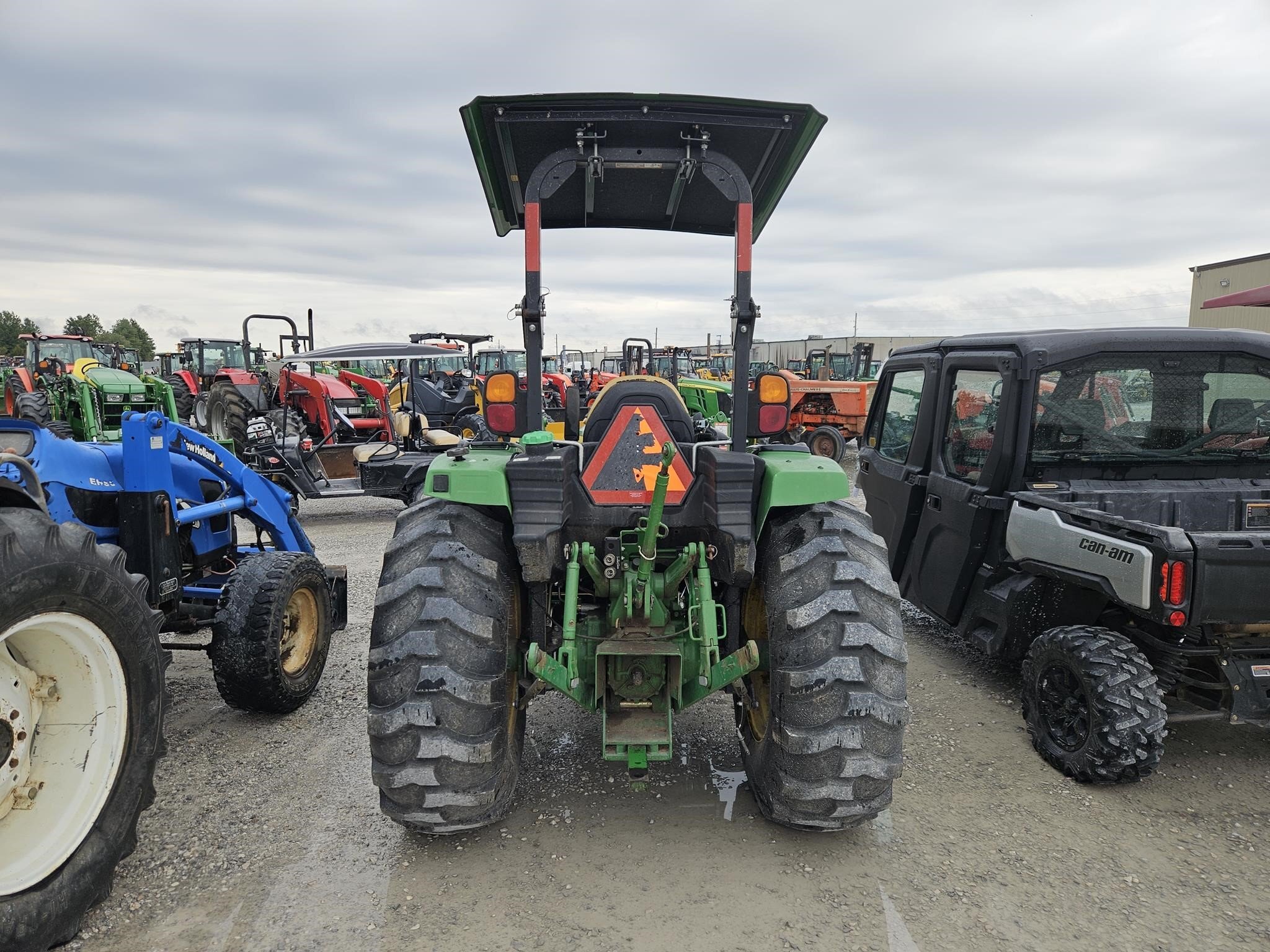 2015 John Deere 4044R Tractor