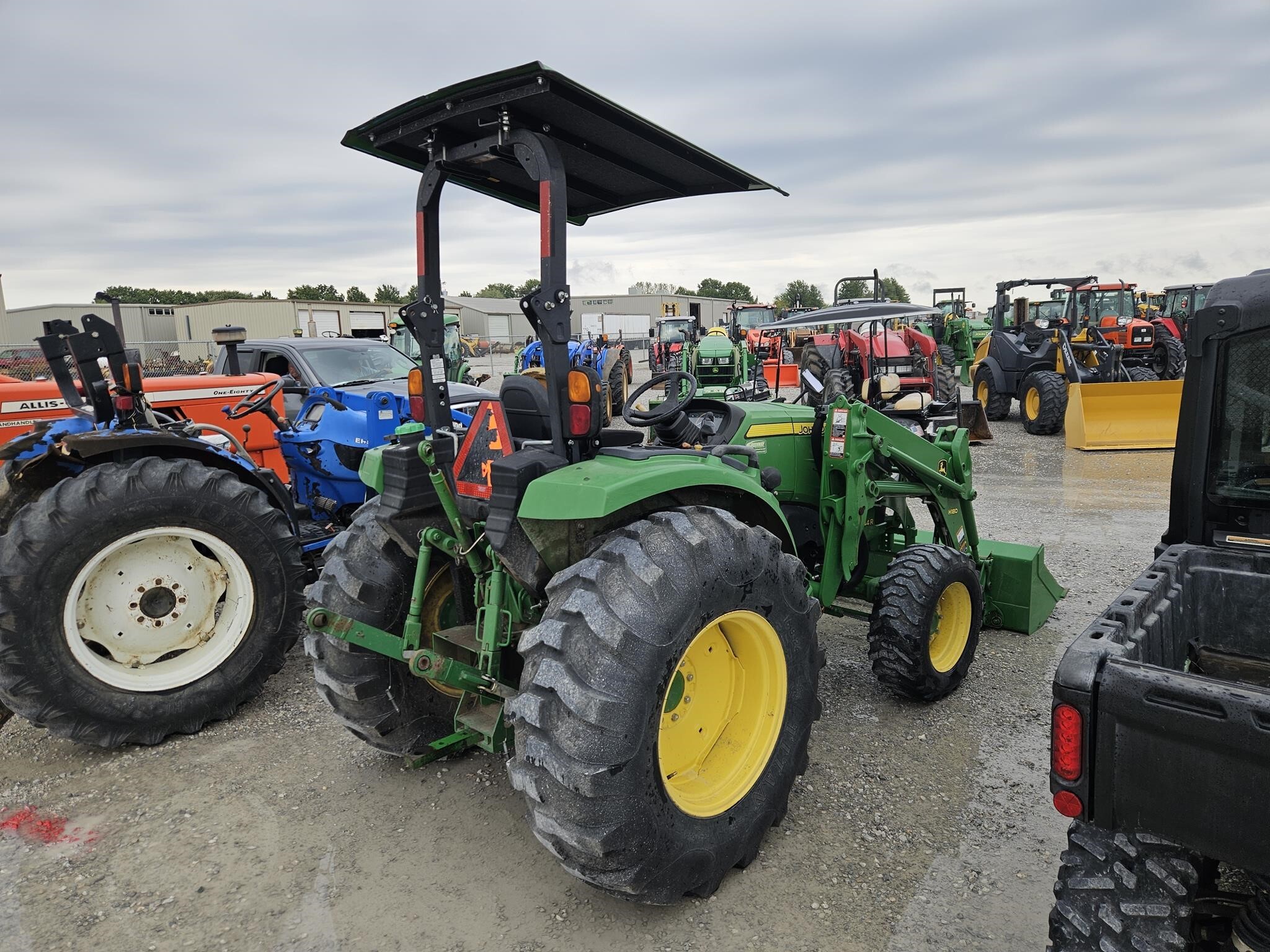 2015 John Deere 4044R Tractor