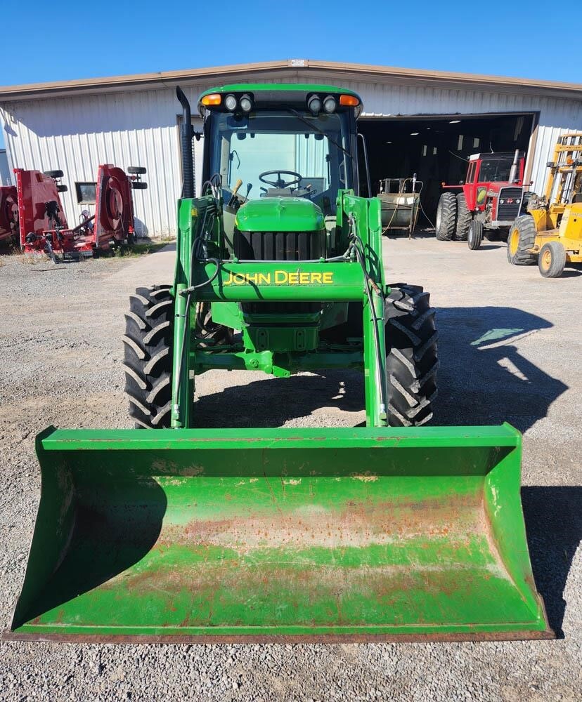 2003 John Deere 6420 Tractor