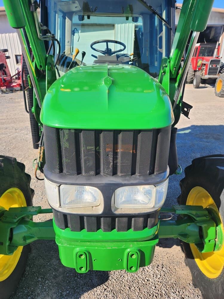 2003 John Deere 6420 Tractor