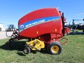 2018 New Holland Roll-Belt 450 Round Baler