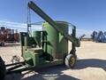  John Deere 750 Grinders and Mixer