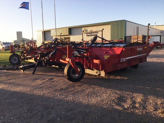 2023 Amity 3750 Beet Equipment