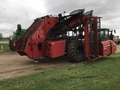 2016 Amity 2700 Beet Equipment