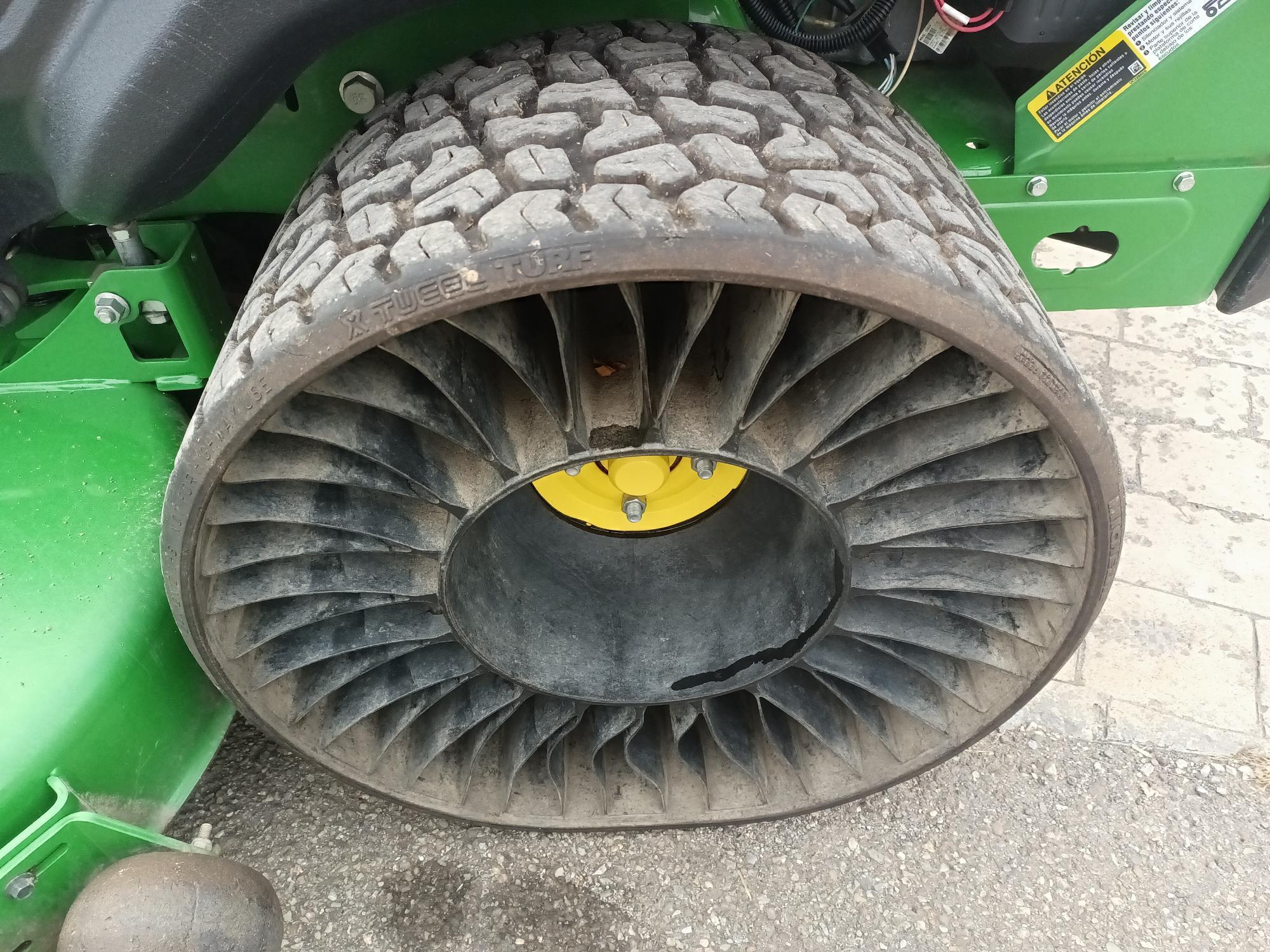 2023 John Deere Z960M Lawn Mower