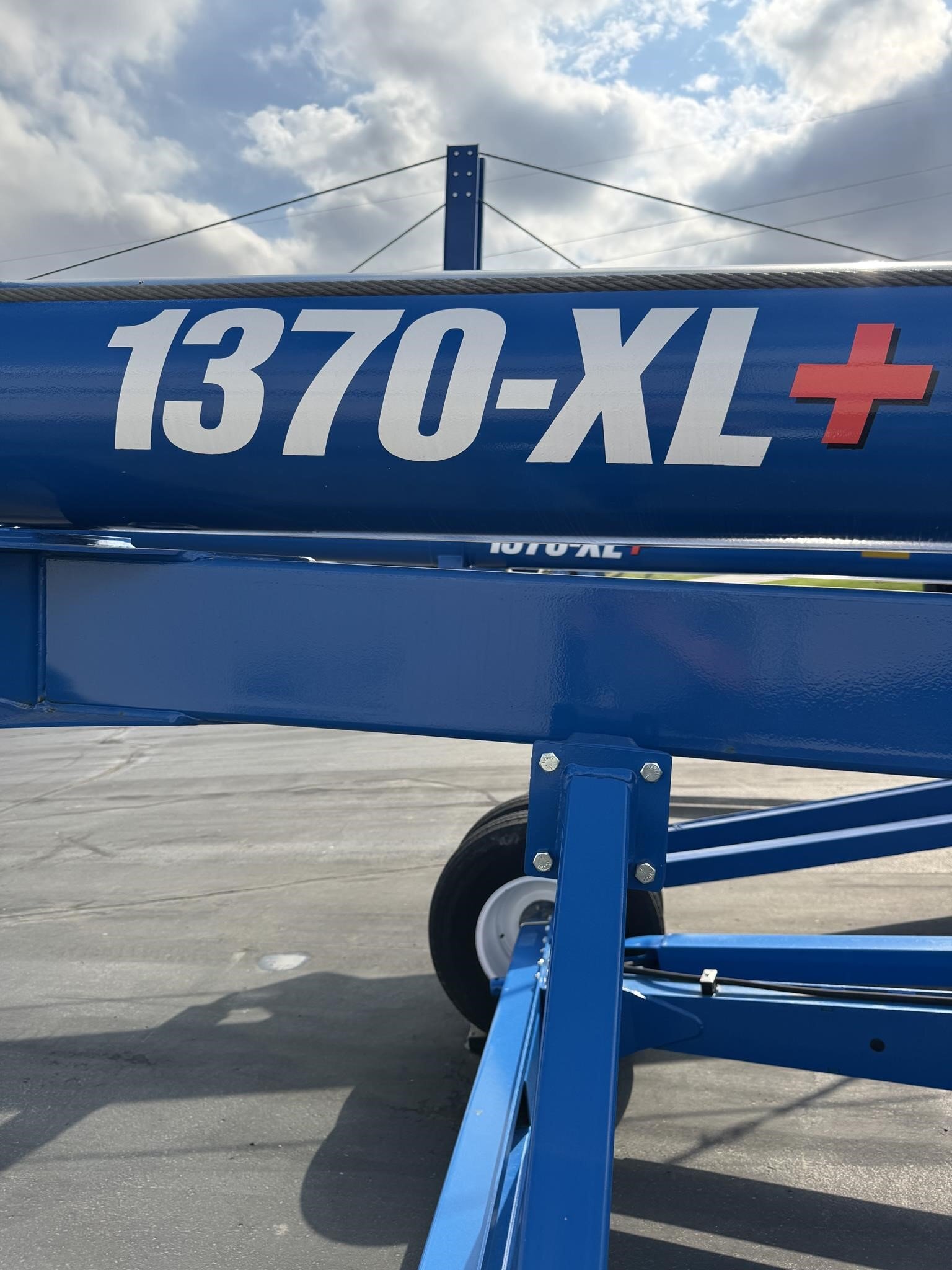 2023 Brandt 1370XL+ Augers and Conveyor