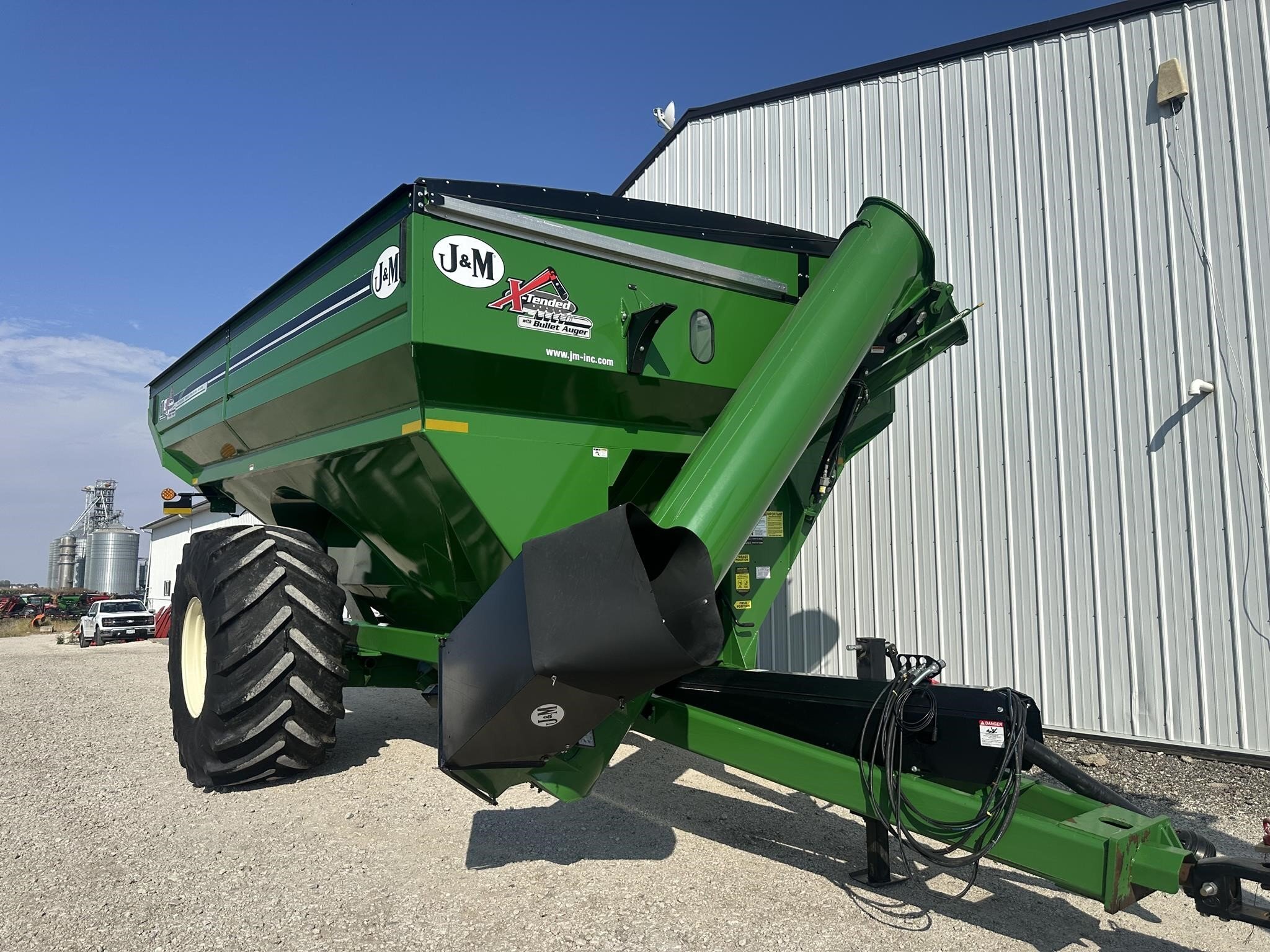 2016 J&M 1012-20S Grain Trailer