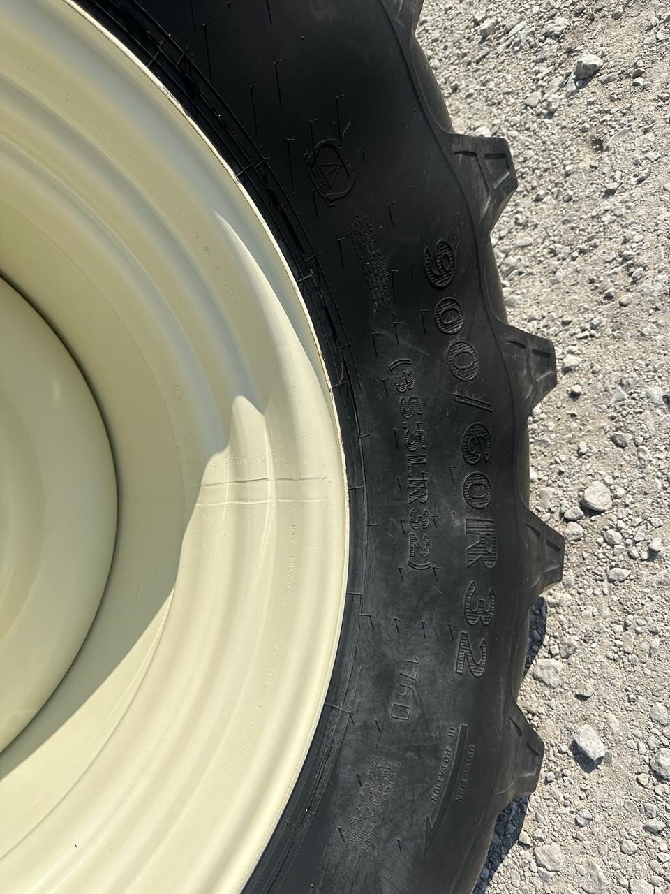 2016 J&M 1012-20S Grain Trailer