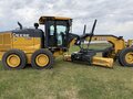 2018 Deere 770G Compacting and Paving