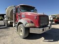 2012 Mack GRANITE GU813 Semi Trucks/Trailer