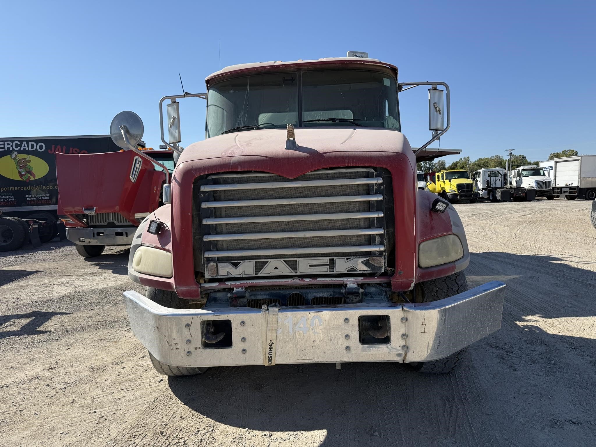 2012 Mack GRANITE GU813 Semi Trucks/Trailer