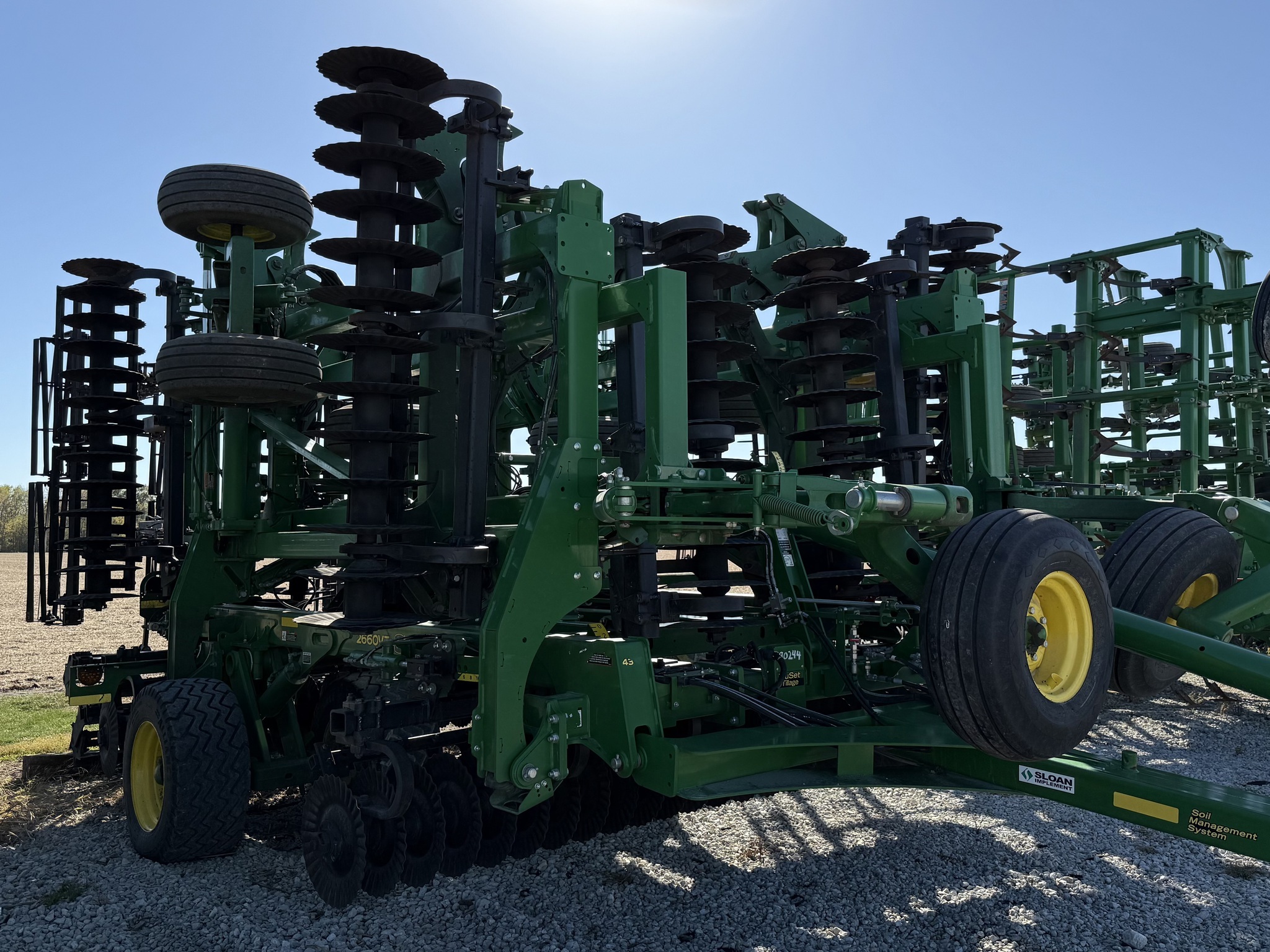 2021 John Deere 2660VT Vertical Tillage