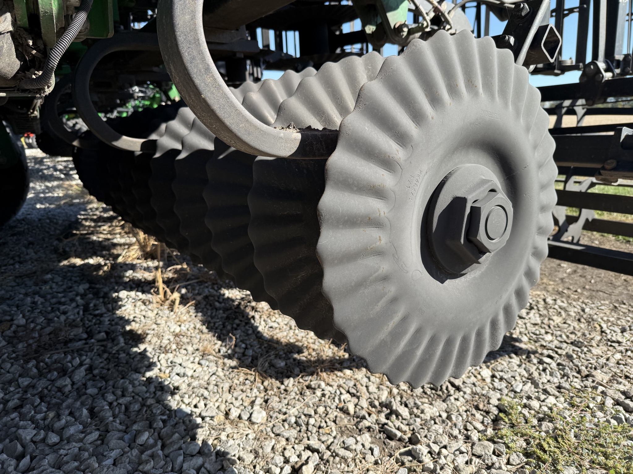 2021 John Deere 2660VT Vertical Tillage