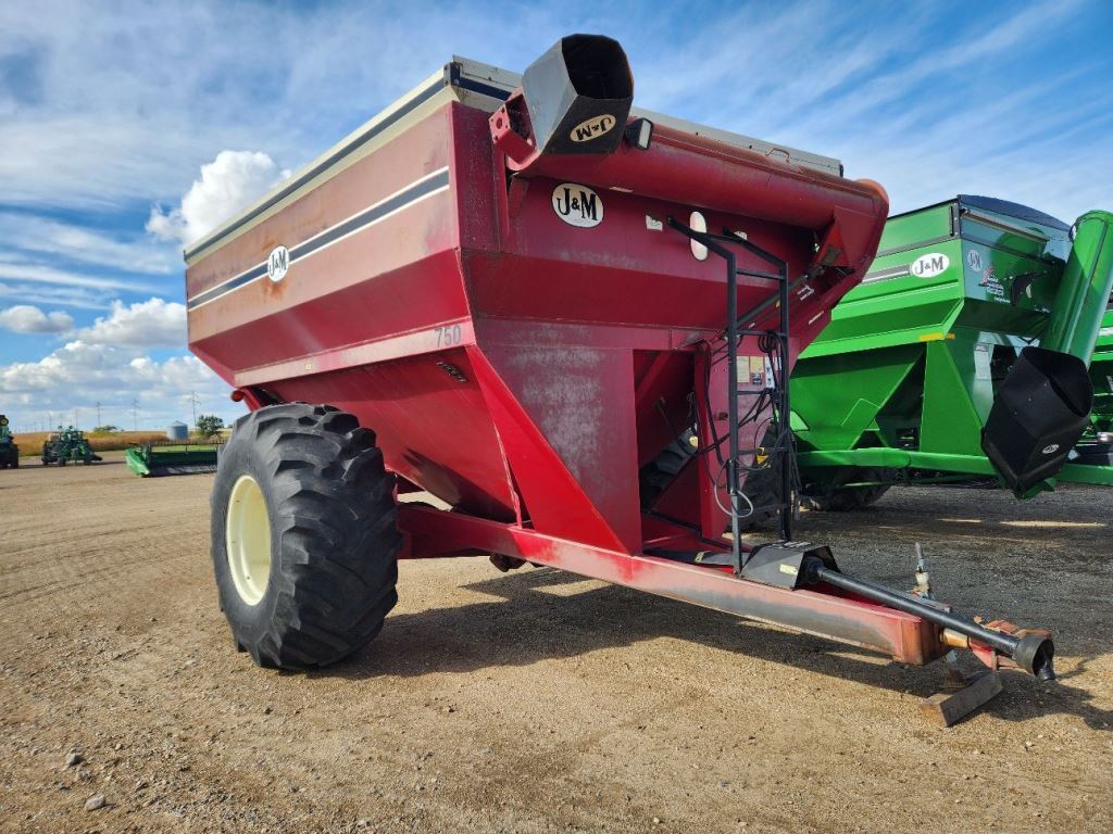  J&M 750 Grain Cart