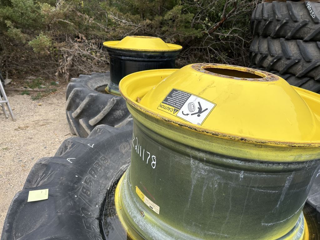 2019 John Deere 20 Bolt Rims Wheels / Tires / Track