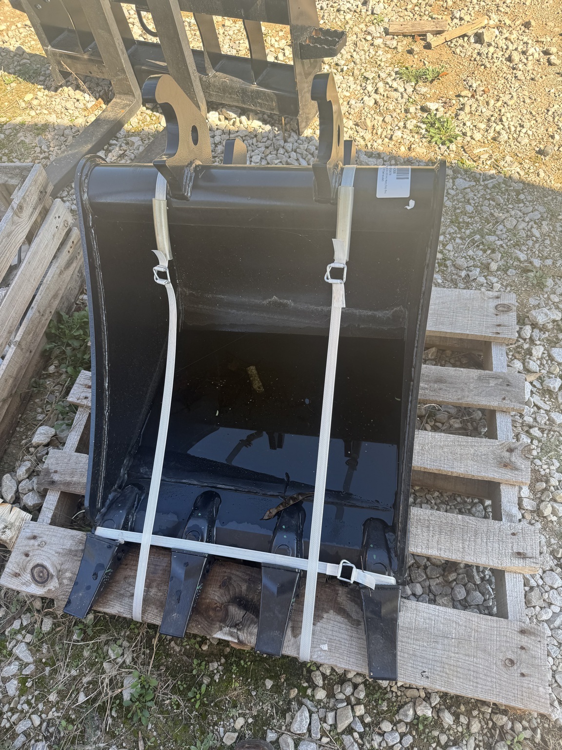 2025 John Deere BYT10980 Backhoe and Excavator Attachment