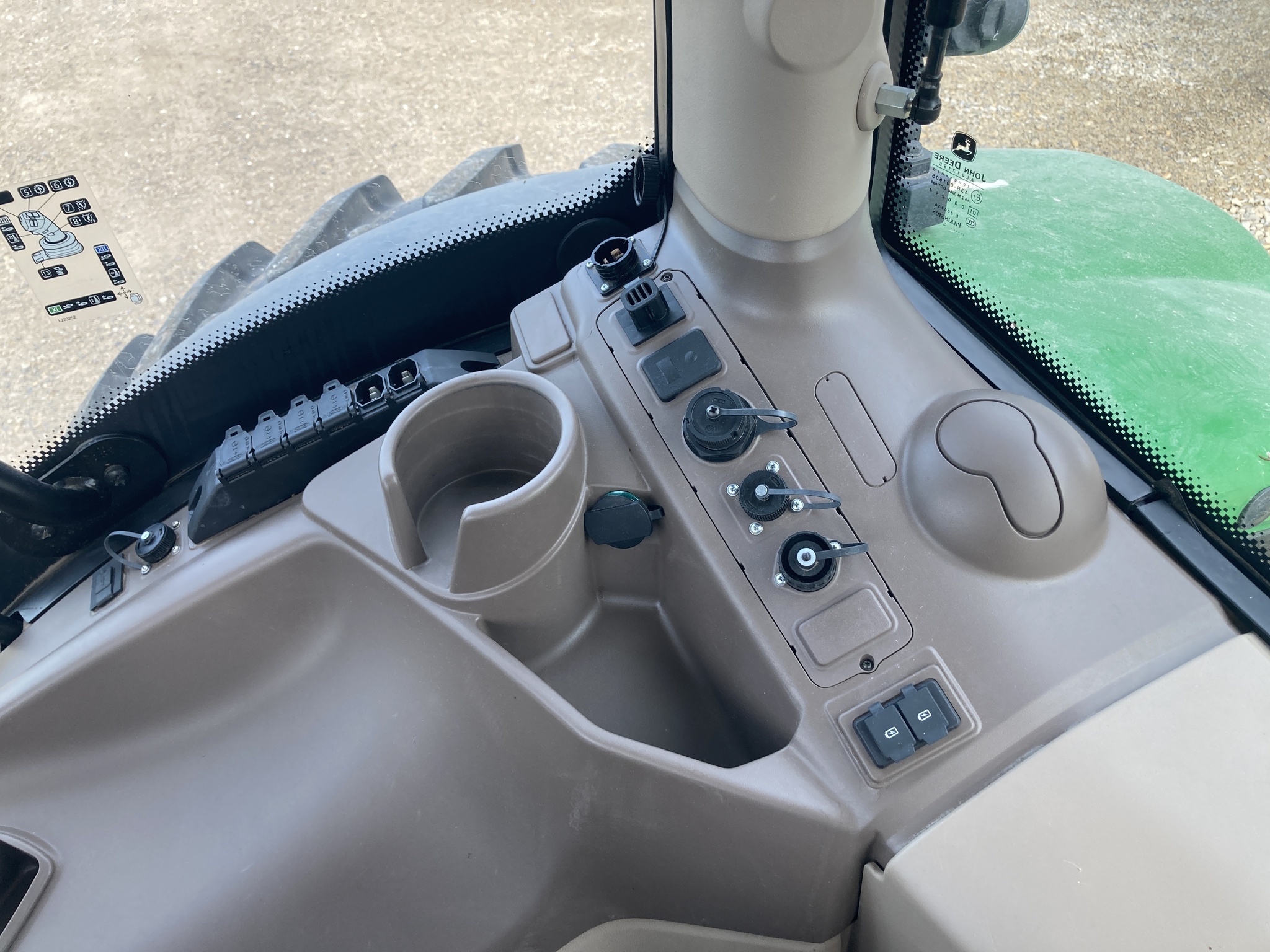 2023 John Deere 6R 175 Tractor