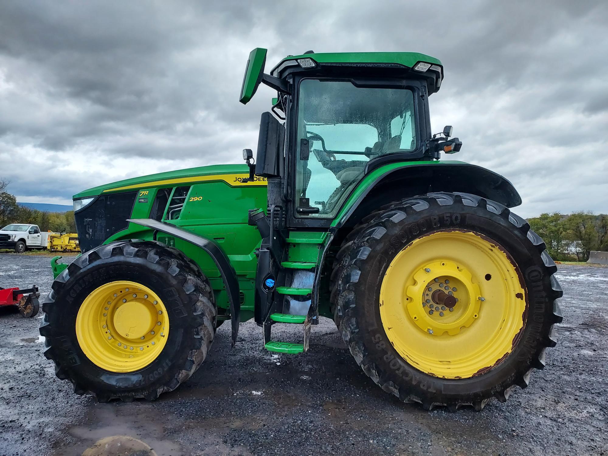 2020 John Deere 7R 290 Tractor
