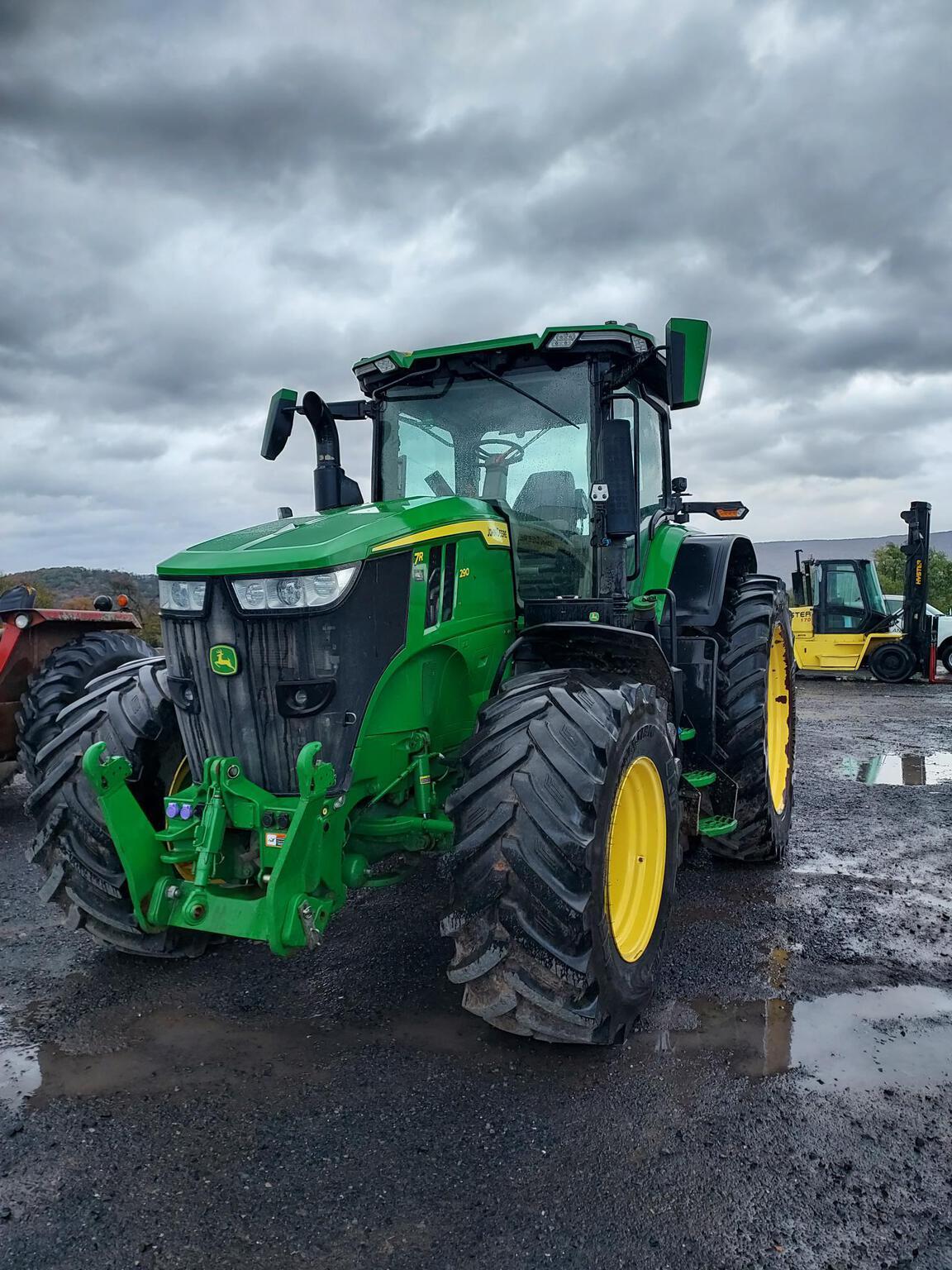 2020 John Deere 7R 290 Tractor