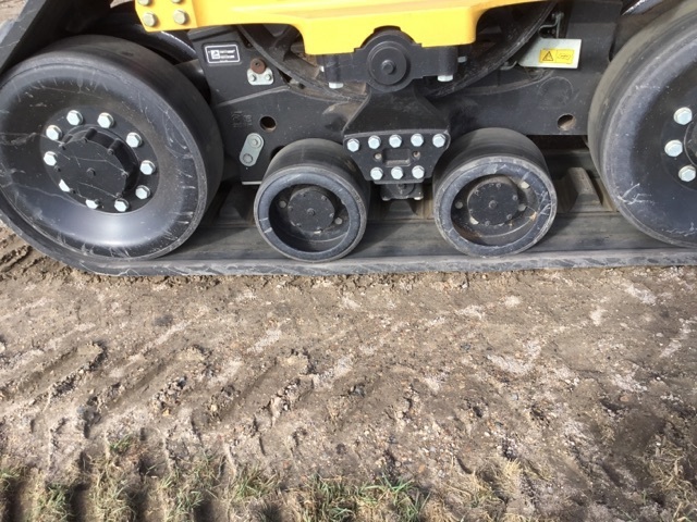 2016 Buhler Versatile 550DT Tractor