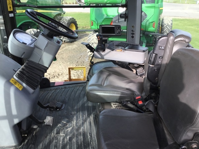 2016 Buhler Versatile 550DT Tractor