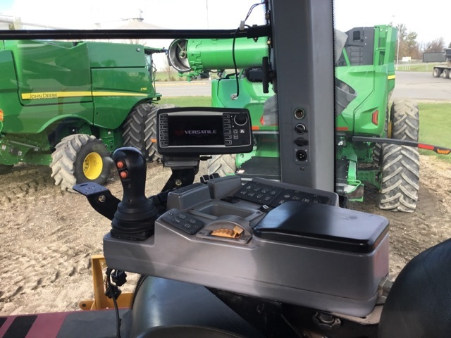 2016 Buhler Versatile 550DT Tractor