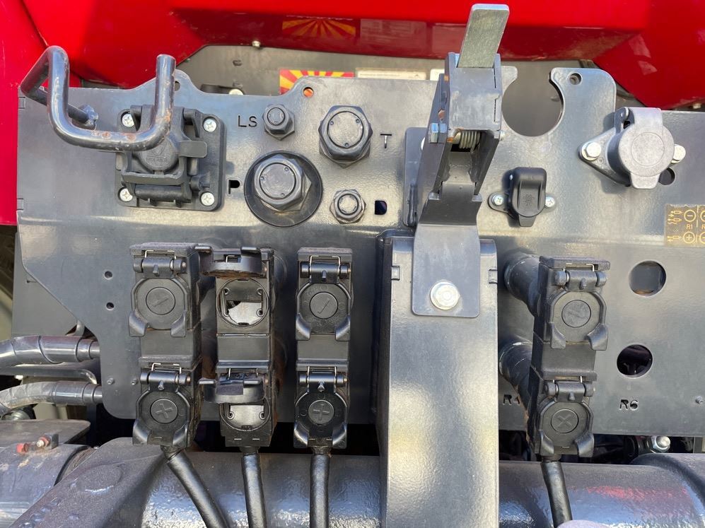 2023 McCormick X8.680 Tractor