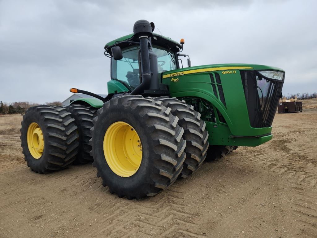 2012 John Deere 9560R Tractor