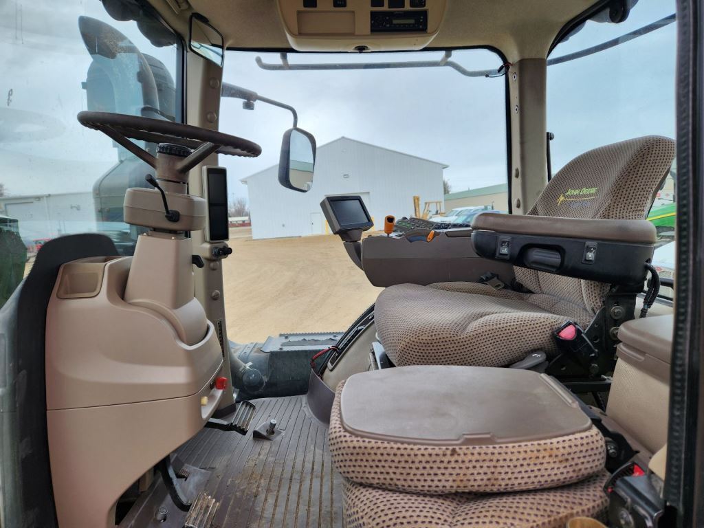 2012 John Deere 9560R Tractor