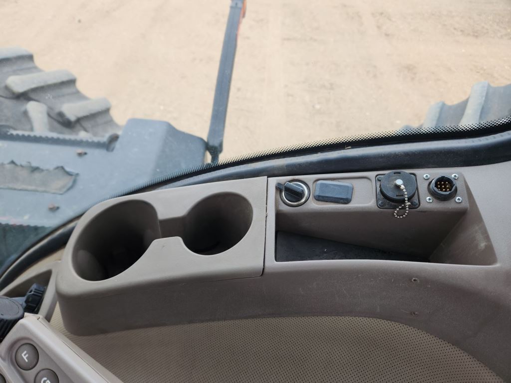 2012 John Deere 9560R Tractor