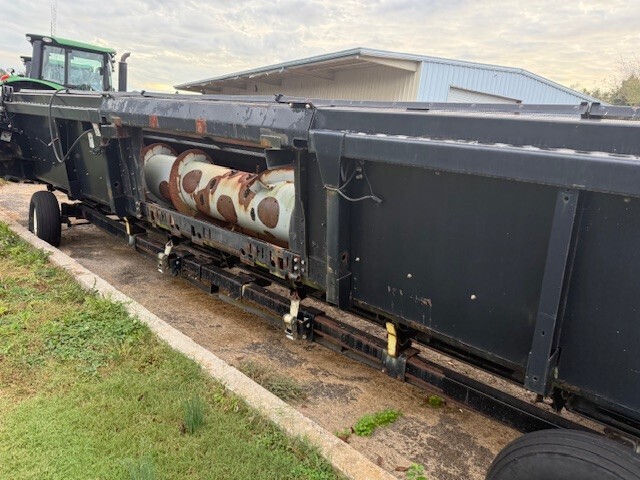 2002 AGCO 6000 Platform