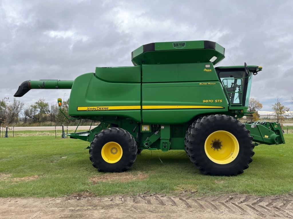 2008 John Deere 9870 STS Combine