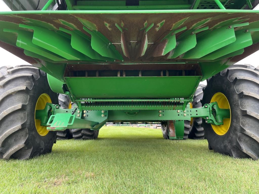 2008 John Deere 9870 STS Combine