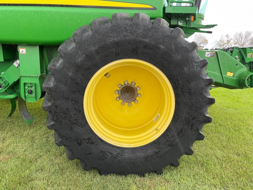 2008 John Deere 9870 STS Combine