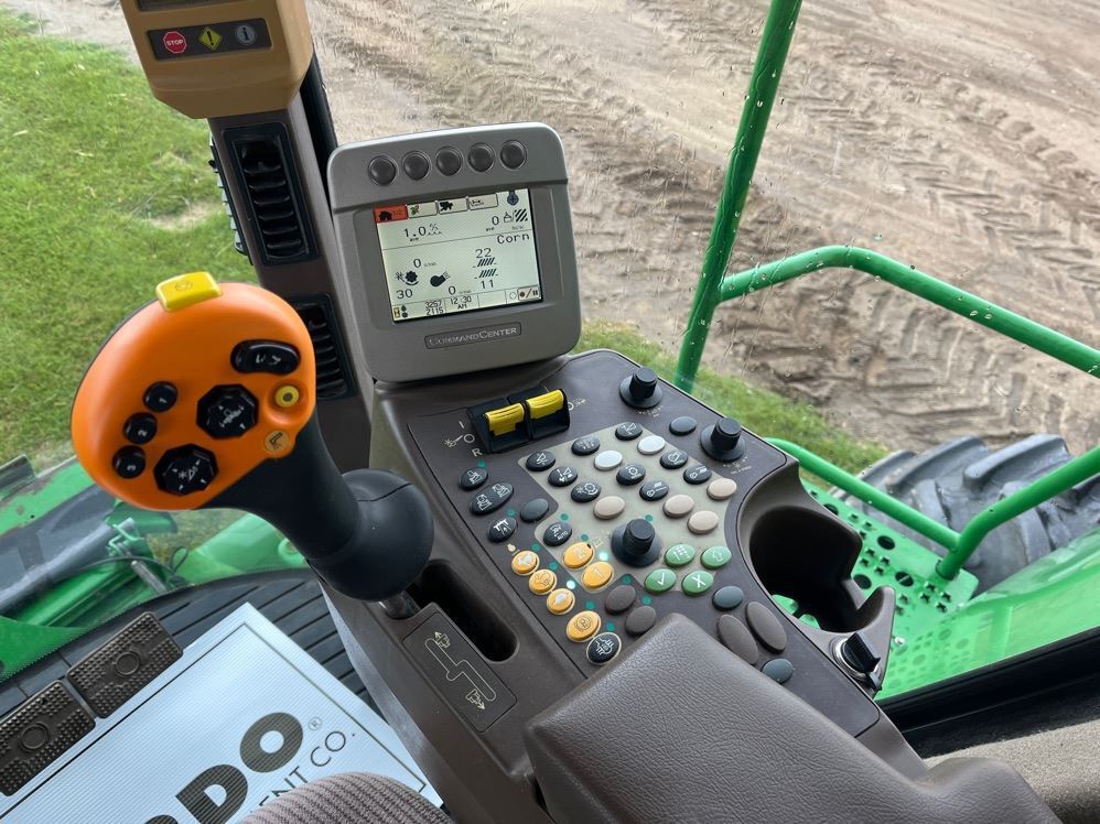 2008 John Deere 9870 STS Combine