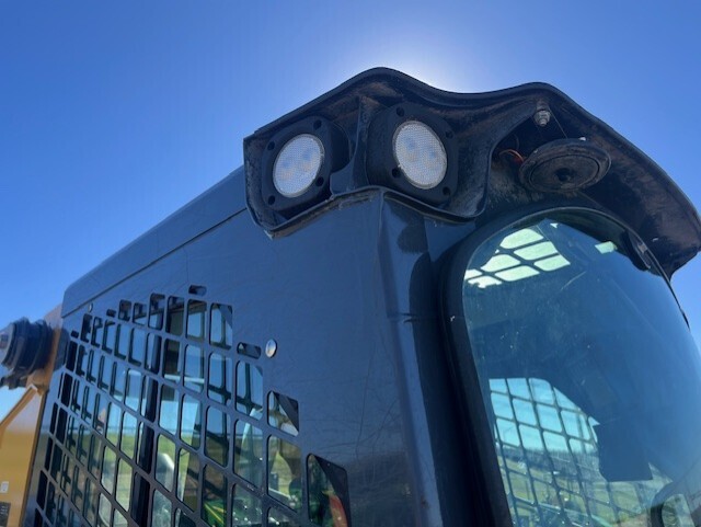2023 Deere 331G Skid Steer