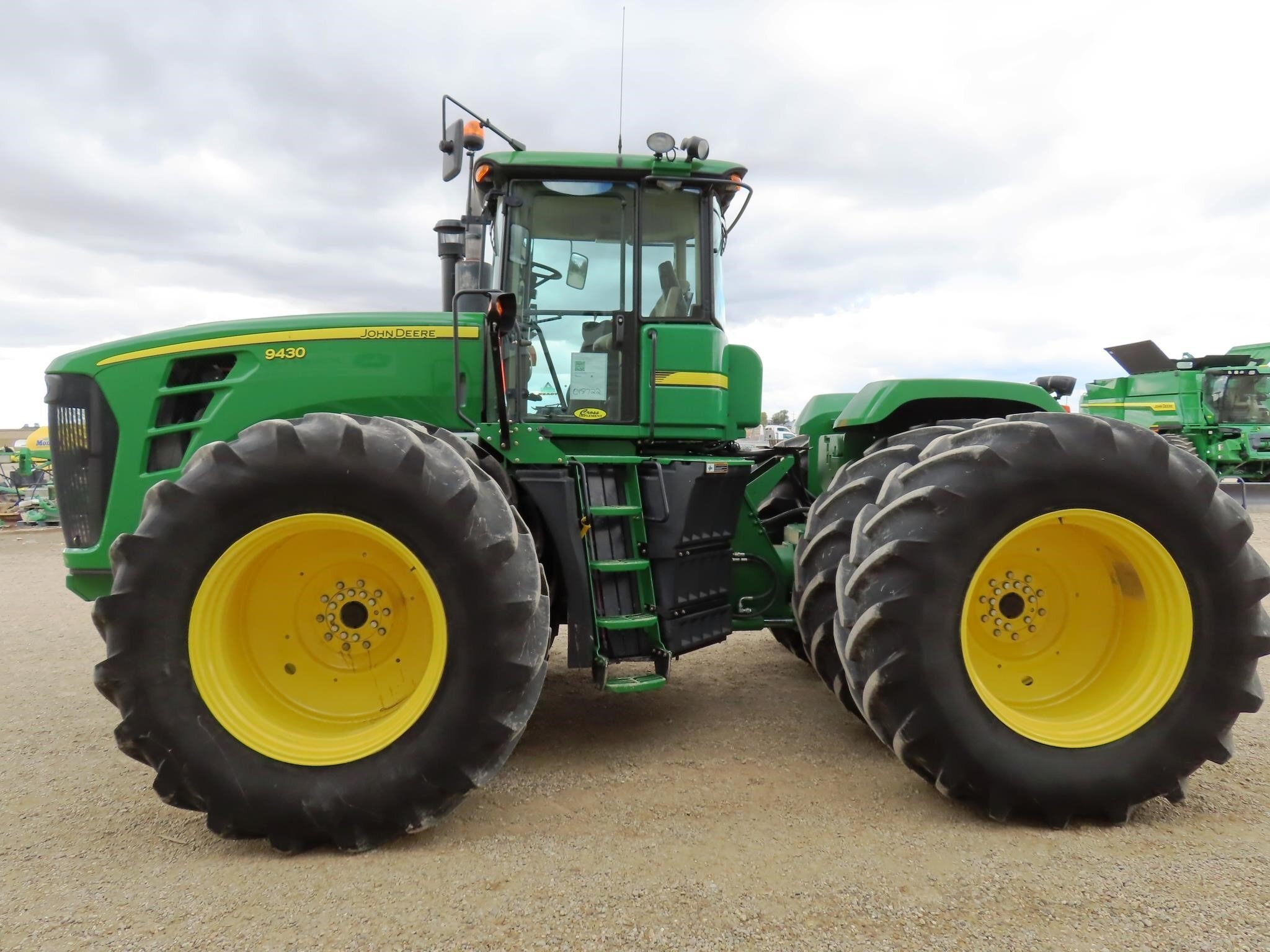 2010 John Deere 9430 Tractor