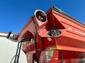 2010 J&M 875 Grain Cart
