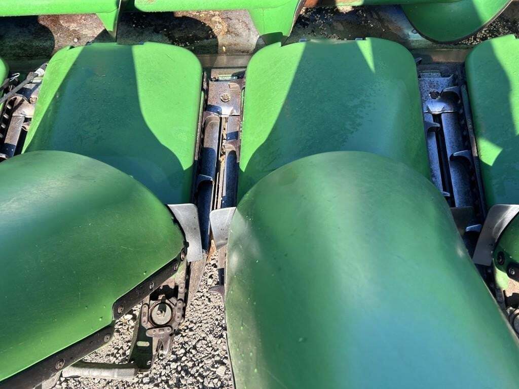 2010 John Deere 612C Corn Head