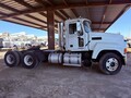 2007 Mack CHN613 Semi Trucks/Trailer